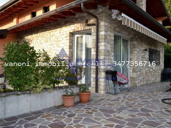 casa indipendente in vendita a Villa d'Adda