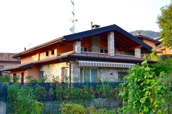 casa indipendente in vendita a Villa d'Adda
