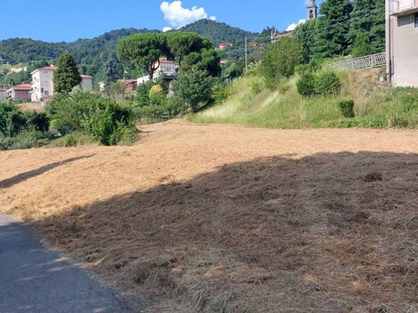 terreno edificabile in vendita a Villa d'Adda