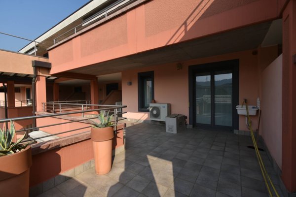 casa indipendente in vendita a Villa d'Adda