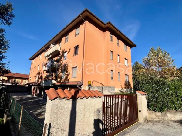 appartamento in vendita a Villa d'Adda