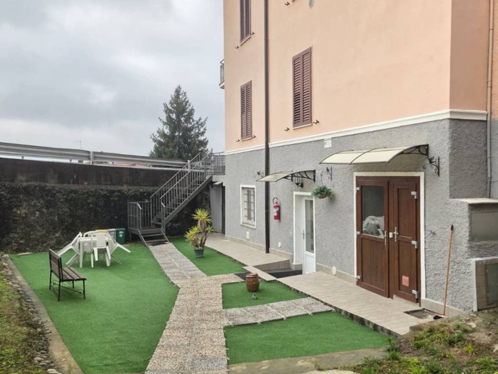 appartamento in vendita a Villa d'Adda