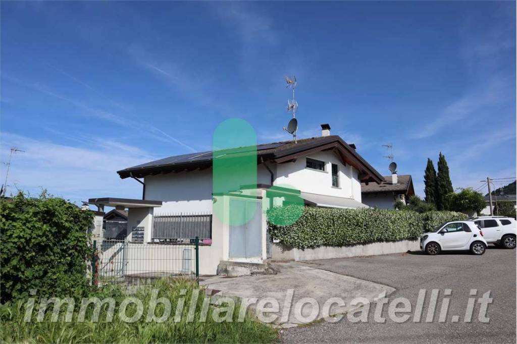 casa indipendente in vendita a Villa d'Adda