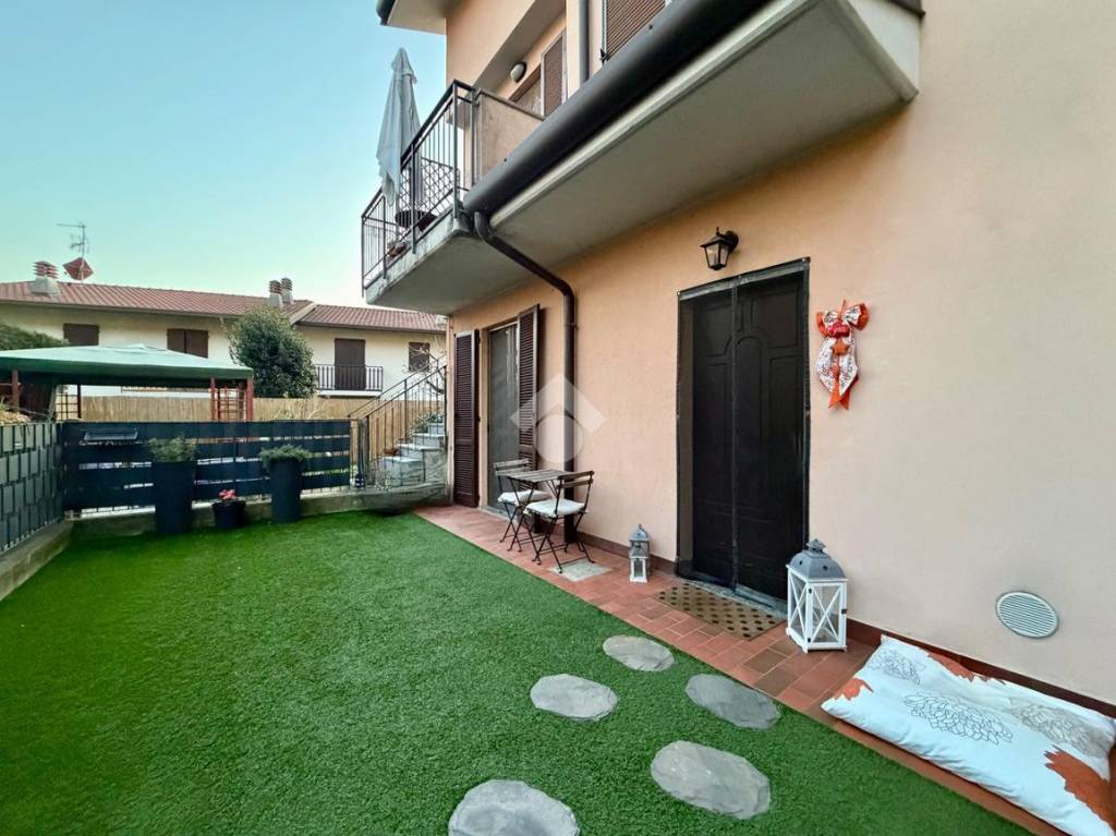 appartamento in vendita a Villa d'Adda