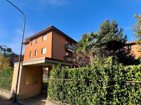 appartamento in vendita a Villa d'Adda