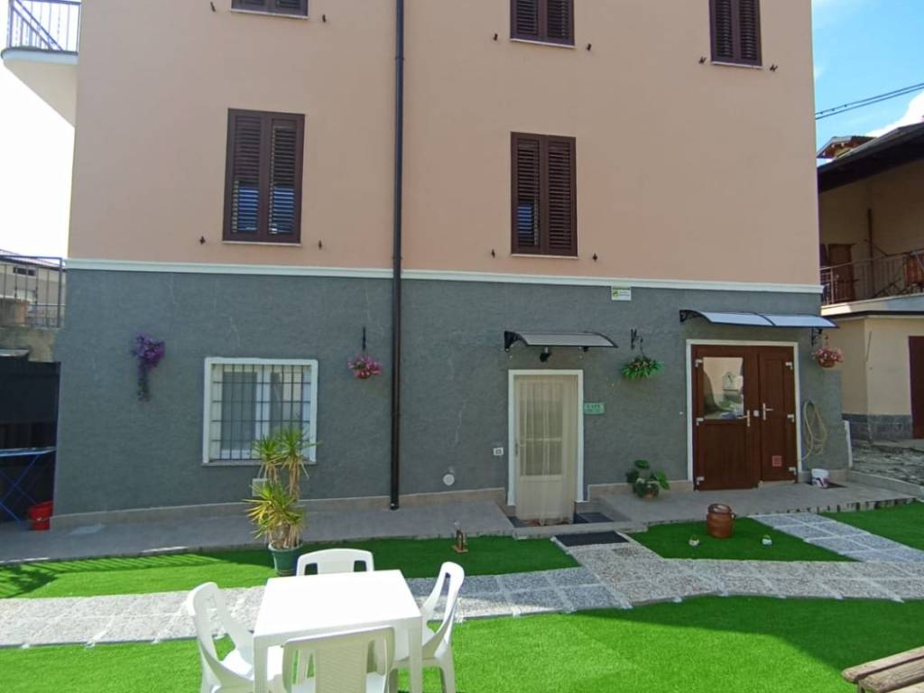 appartamento in vendita a Villa d'Adda