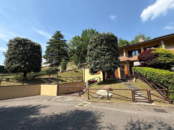 appartamento in vendita a Villa d'Adda
