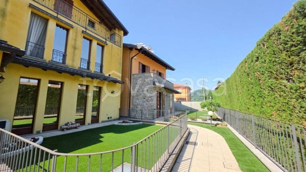 appartamento in vendita a Villa d'Adda