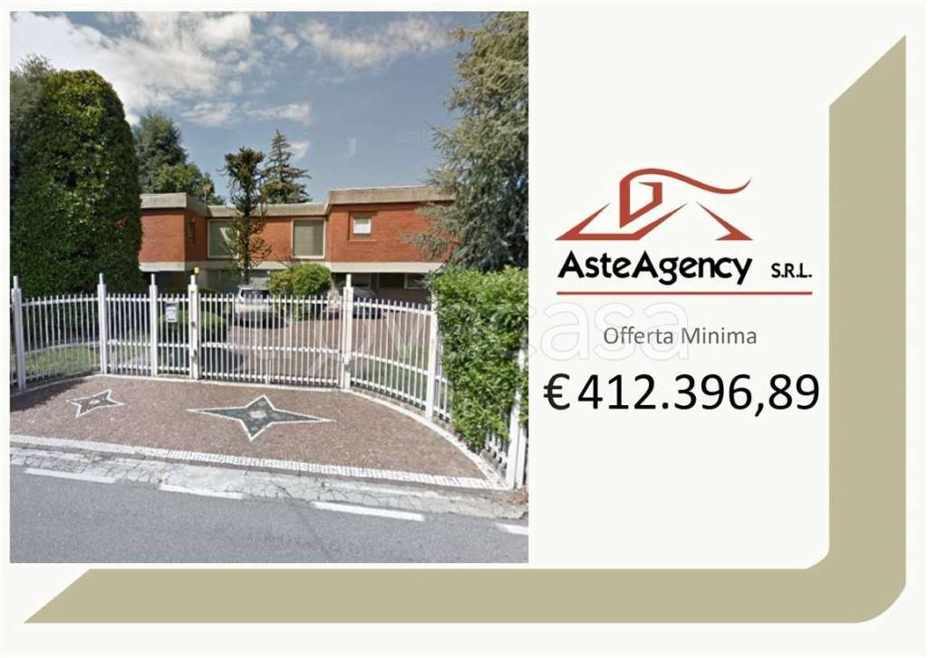 casa indipendente in vendita a Villa d'Adda in zona Rossera