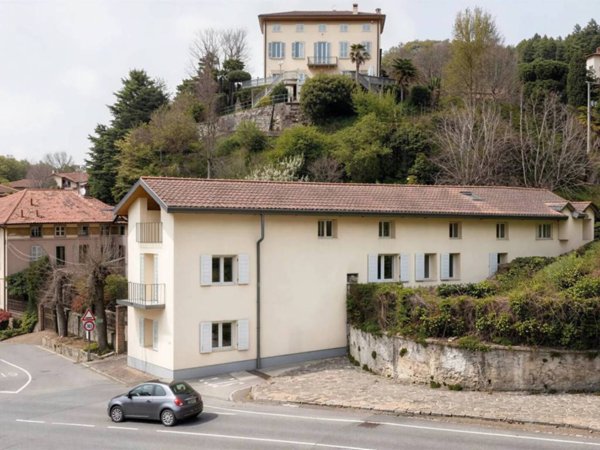 appartamento in vendita a Villa d'Adda in zona Rossera