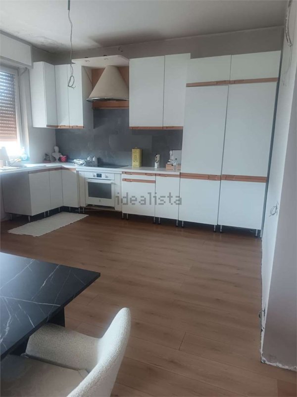 casa indipendente in vendita a Villa d'Adda in zona Rossera