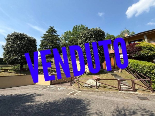 appartamento in vendita a Villa d'Adda