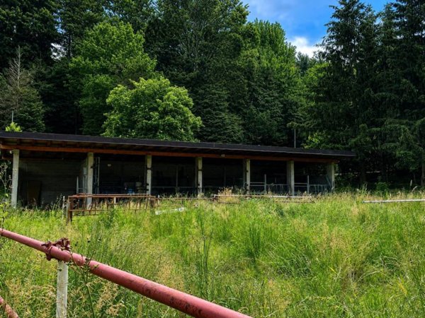 terreno in vendita a Villa d'Adda in zona Rossera