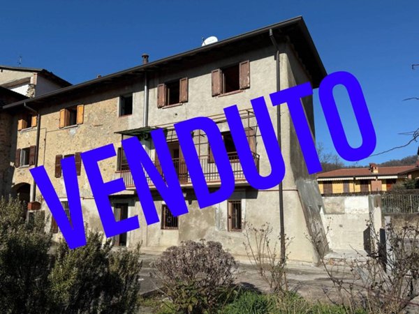 casa indipendente in vendita a Villa d'Adda