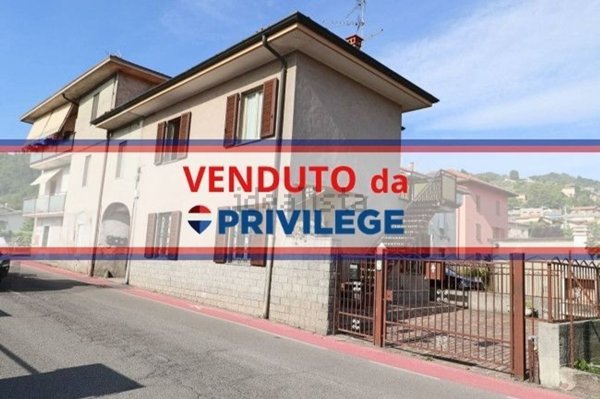 casa indipendente in vendita a Villa d'Adda
