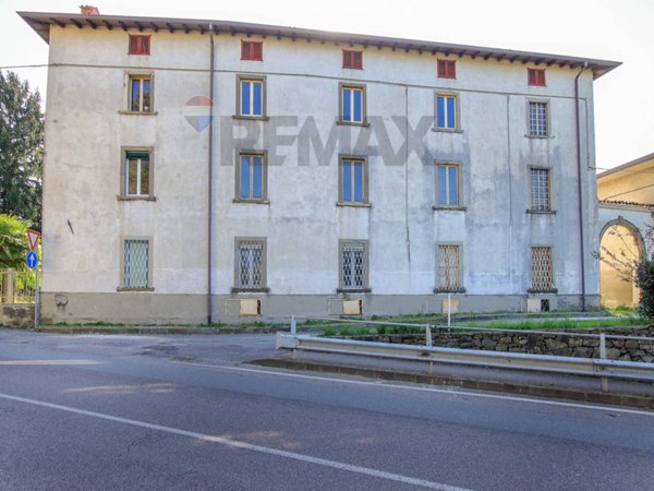 appartamento in vendita a Villa d'Adda in zona Rossera