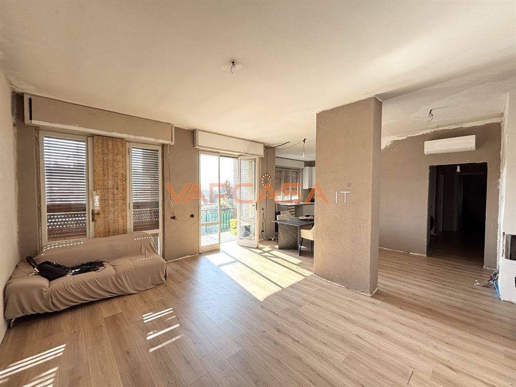 appartamento in vendita a Villa d'Adda in zona Rossera