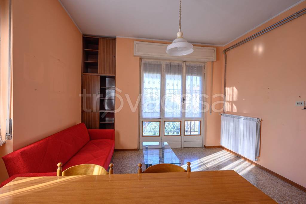 appartamento in vendita a Villa d'Adda in zona Rossera
