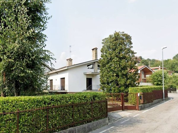 casa indipendente in vendita a Villa d'Almè
