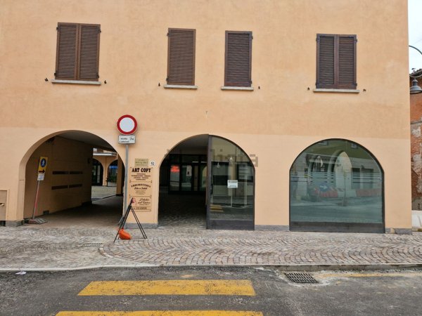 casa indipendente in vendita a Villa d'Almè