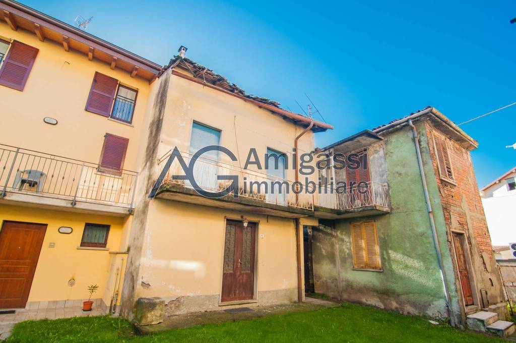 casa indipendente in vendita a Villa d'Almè