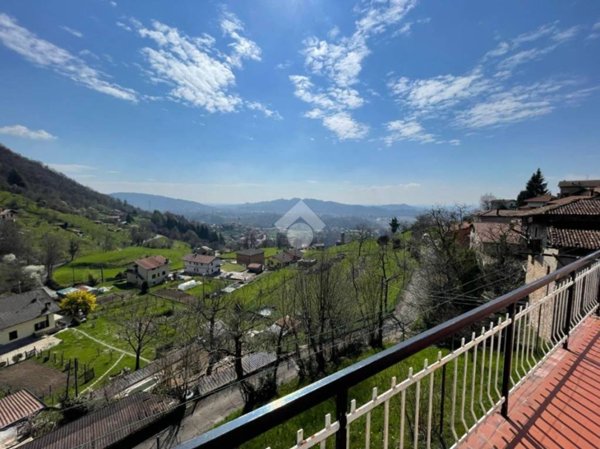 appartamento in vendita a Villa d'Almè in zona Bruntino