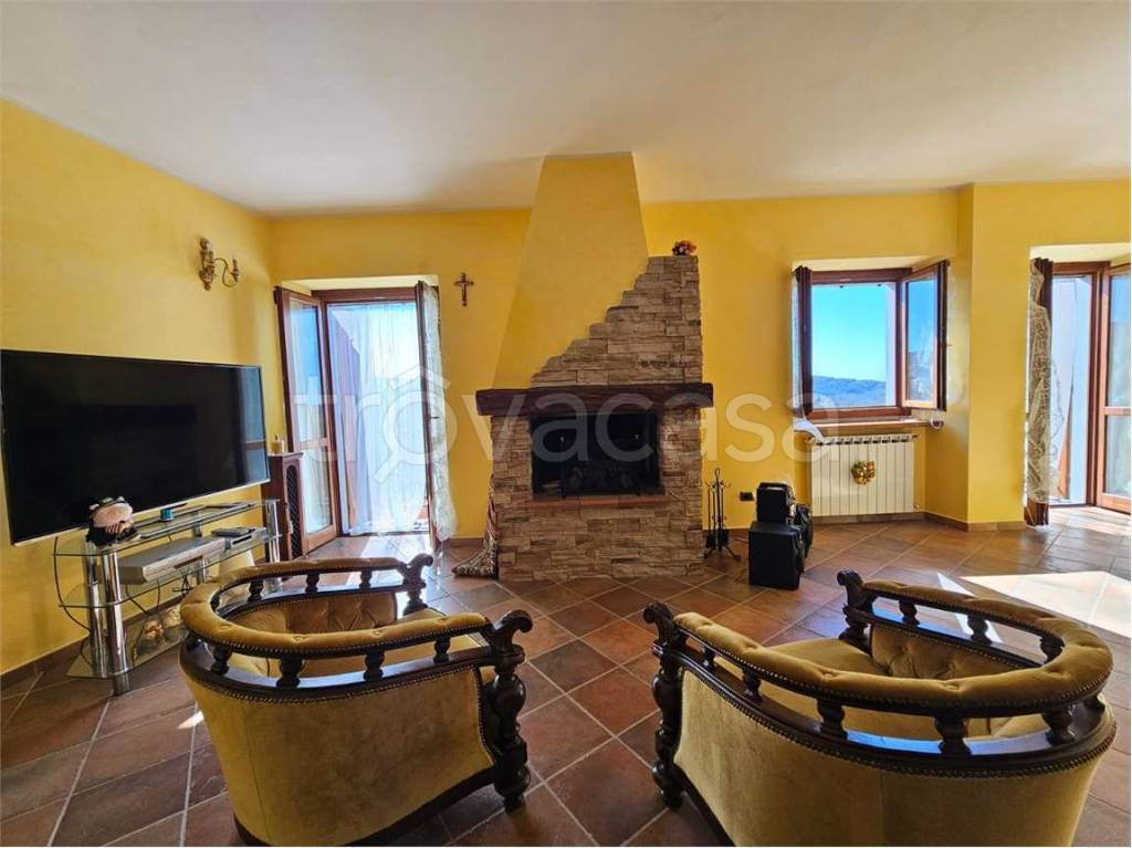 appartamento in vendita a Villa d'Almè in zona Bruntino