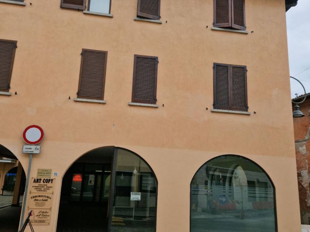 casa indipendente in vendita a Villa d'Almè