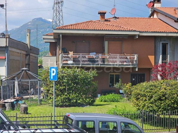 casa indipendente in vendita a Villa d'Almè