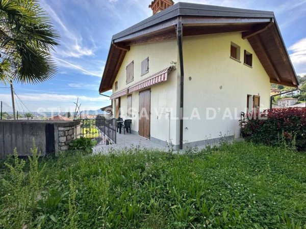appartamento in vendita a Villa d'Almè in zona Bruntino