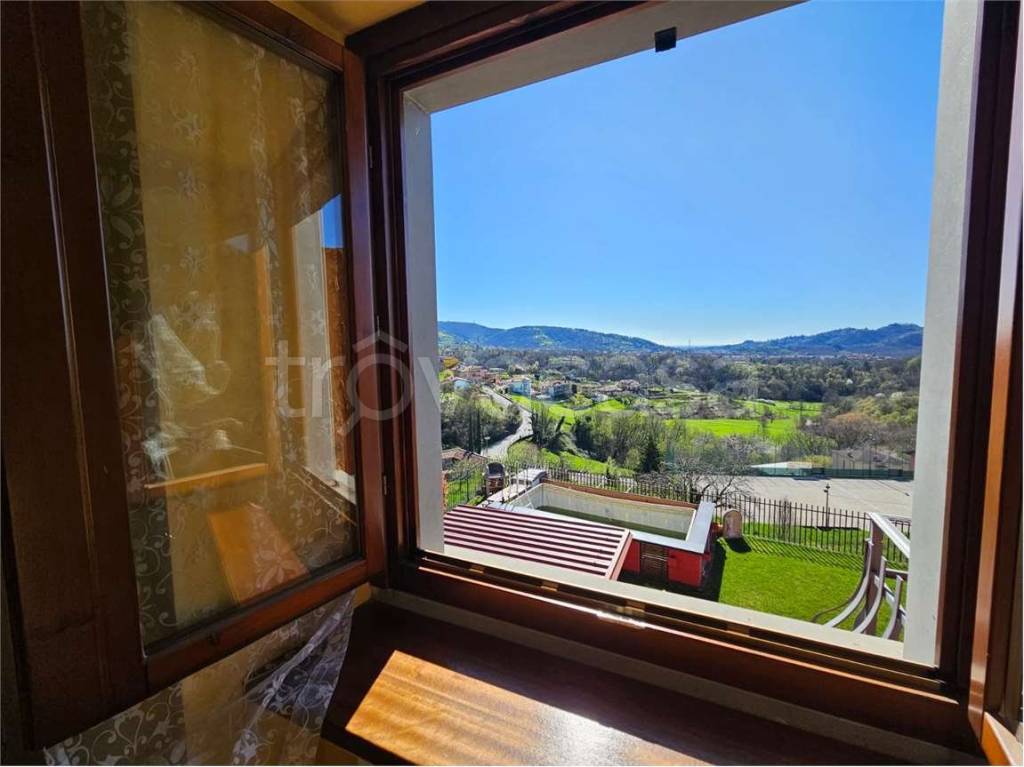 appartamento in vendita a Villa d'Almè in zona Bruntino