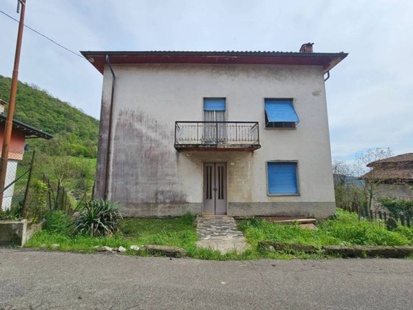 appartamento in vendita a Villa d'Almè in zona Bruntino