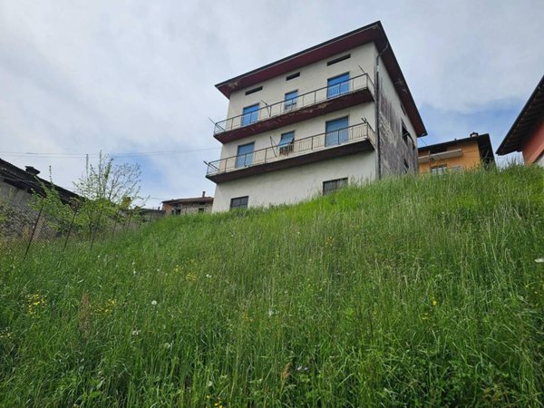 appartamento in vendita a Villa d'Almè in zona Bruntino