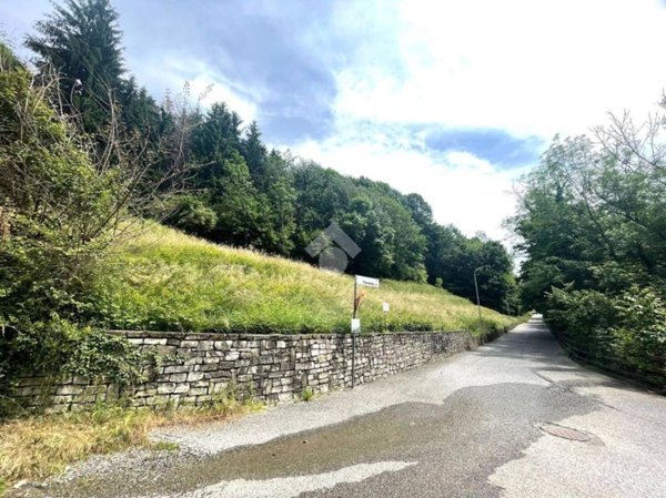 terreno edificabile in vendita a Villa d'Almè