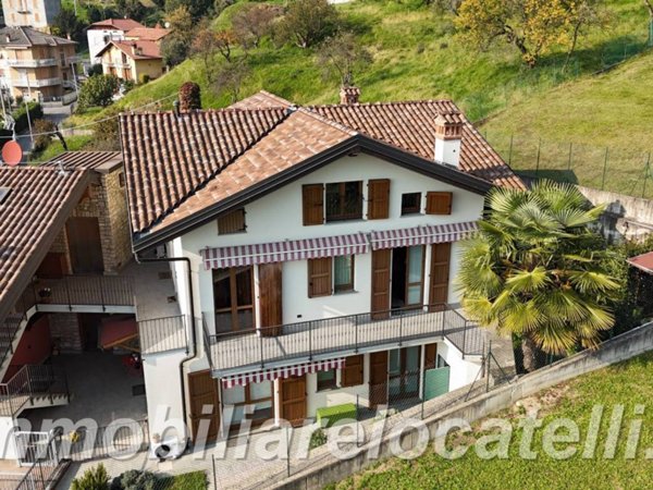 appartamento in vendita a Villa d'Almè in zona Bruntino