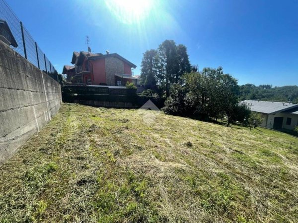 terreno edificabile in vendita a Villa d'Almè