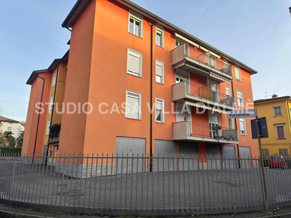 casa indipendente in vendita a Villa d'Almè