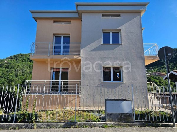 appartamento in vendita a Villa d'Almè in zona Bruntino