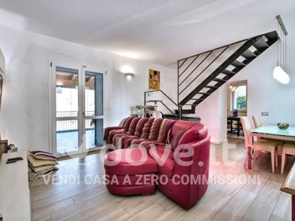 casa indipendente in vendita a Villa d'Almè