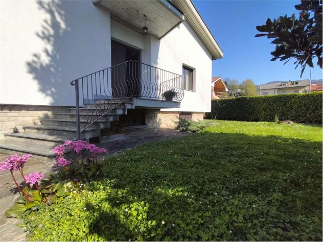 casa indipendente in vendita a Villa d'Almè