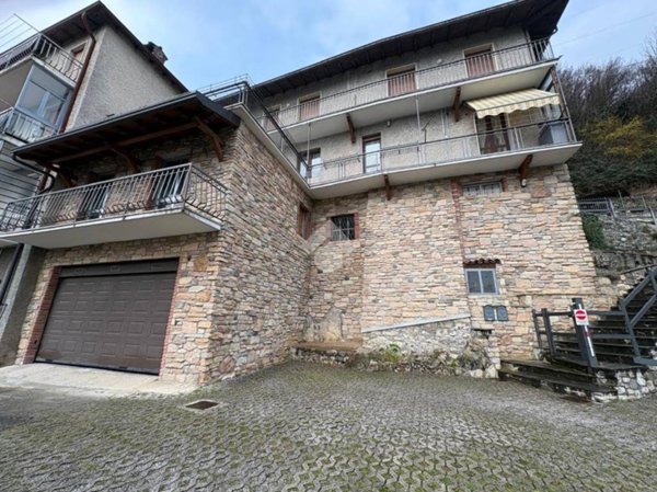 appartamento in vendita a Villa d'Almè in zona Campana