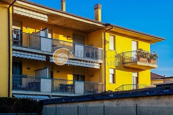 appartamento in vendita a Villa d'Almè in zona Bruntino