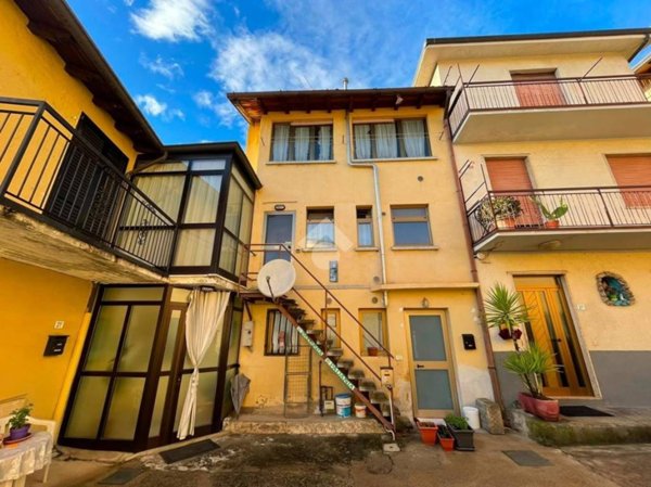 casa indipendente in vendita a Villa d'Almè