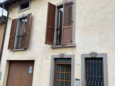 casa indipendente in vendita a Villa d'Almè