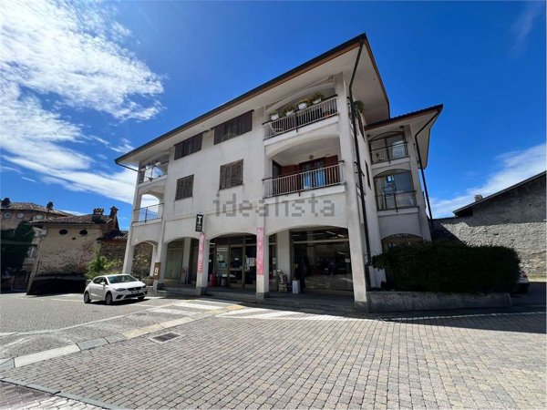 negozio in vendita a Bairo