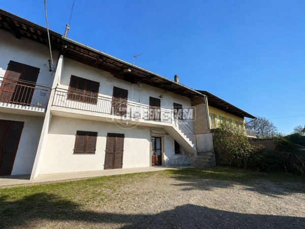 casa indipendente in vendita a Bairo