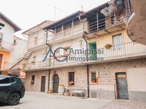 casa indipendente in vendita a Villa di Serio