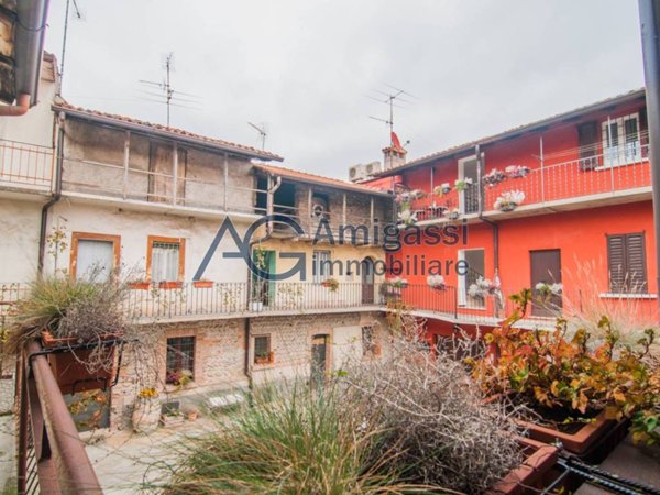 casa indipendente in vendita a Villa di Serio