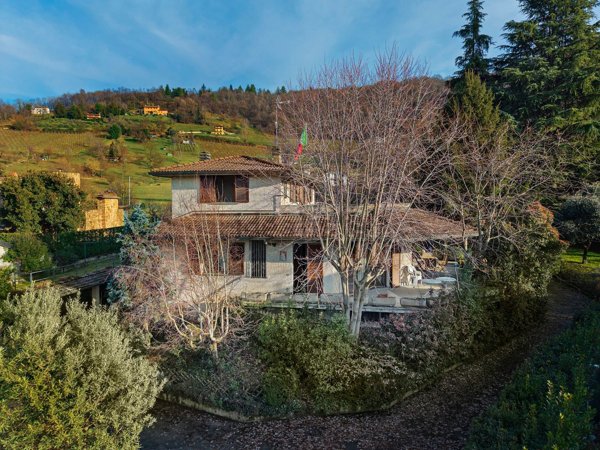 casa indipendente in vendita a Villa di Serio