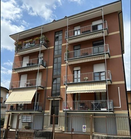 casa indipendente in vendita a Villa di Serio